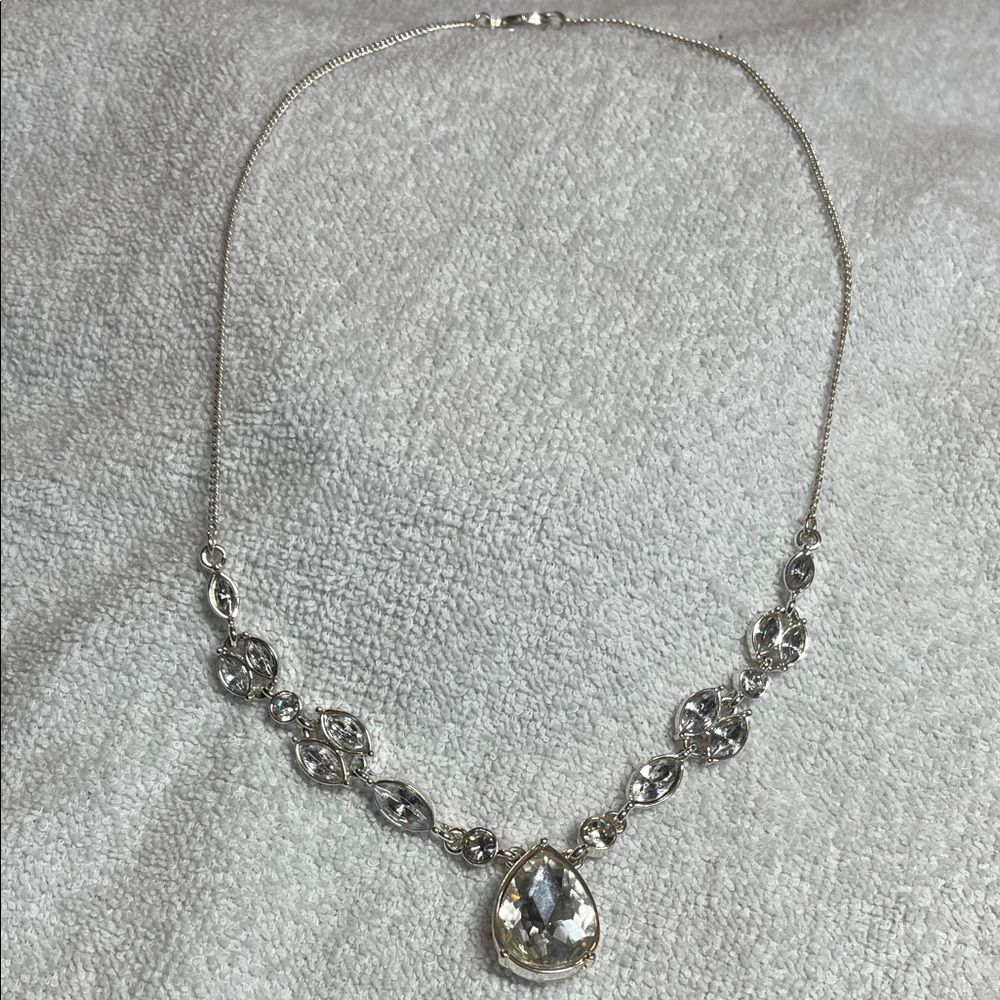 Vintage 1980s Avon SAQ Silver Tone Stone Pendant Necklace Signed 8.5” Drop